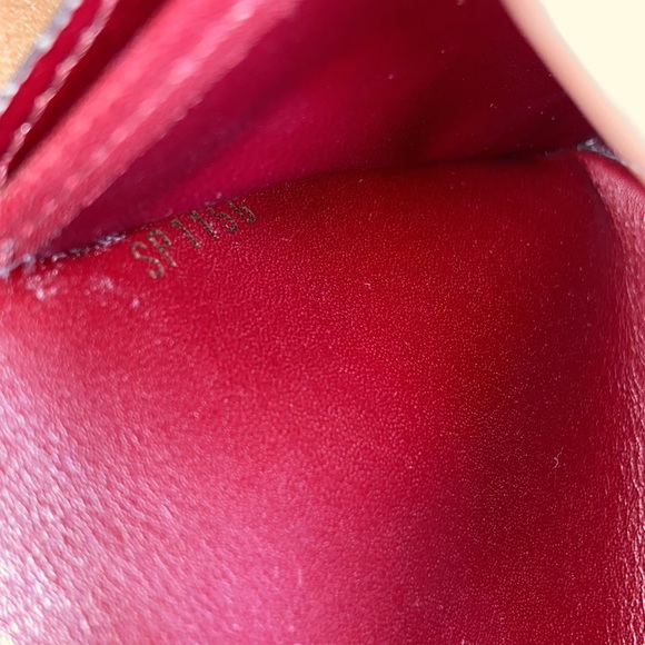 Louis Vuitton Venus wallet - Picture 13 of 14